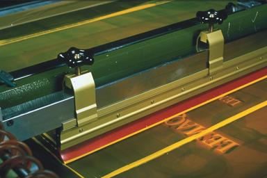 Serilor®MACH Universal Machine Holder