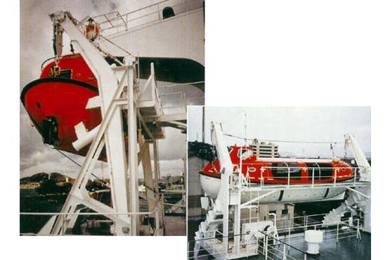 Cantilever Offshore Davit