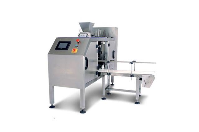 Feeding-type Automatic Packaging Device