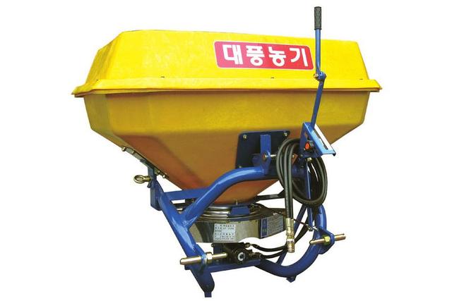 비료살포기 대형 (유압식)