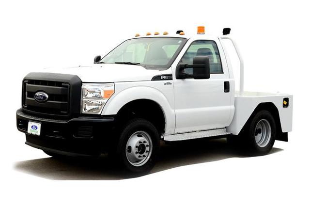 Tow Tractor
