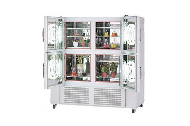 Four Room Incubator