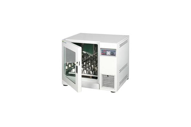 Multi Chamber Shaking Incubator