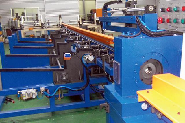 Vulcan Cutting M/C