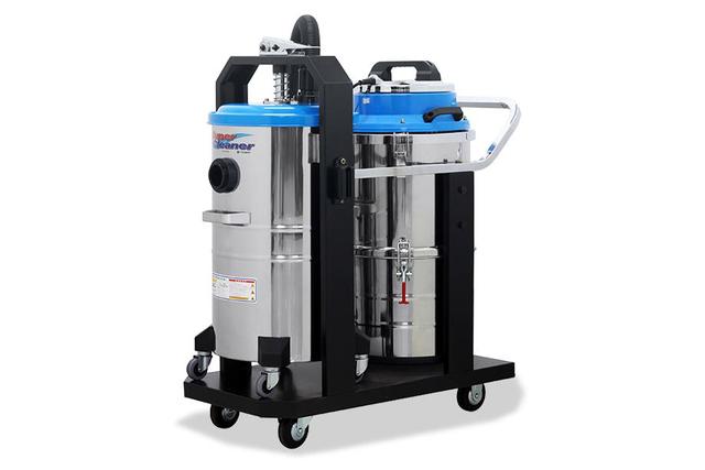 [Discontinued] Industrial Vacuum Cleaner