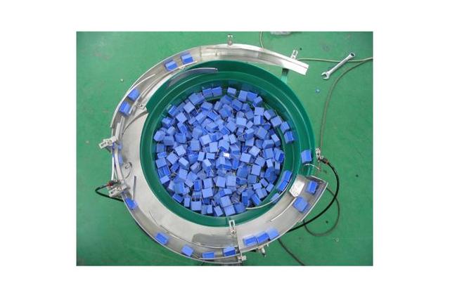 Bowl Feeder 5