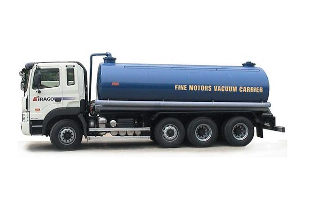 Vacuum tanklorry