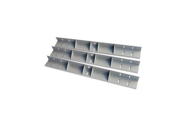 Fascia Pole