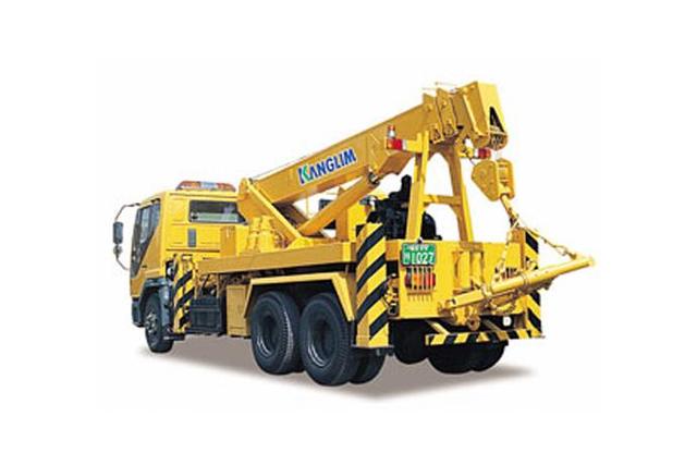 16 Ton Wrecker