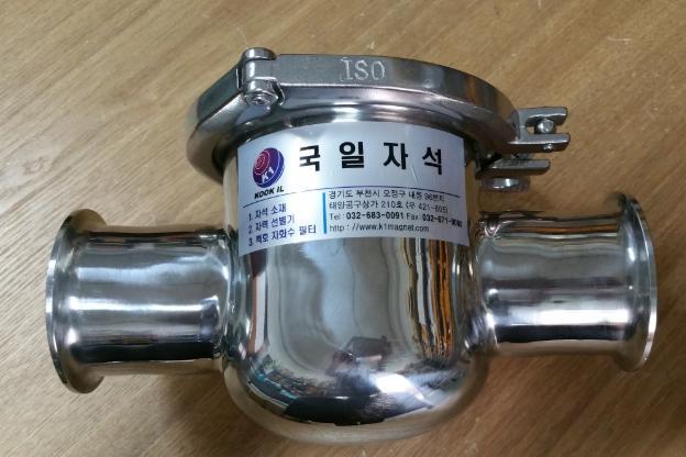 Sanitary Magnet