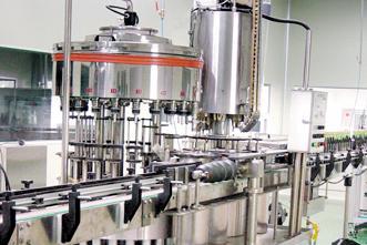 Gravity Type Filler & Capper