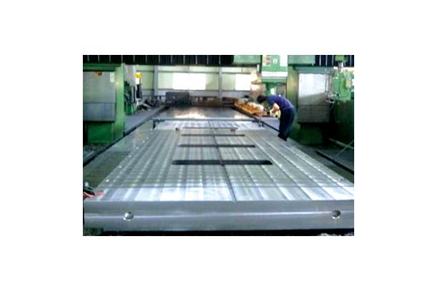 Bolster Plate