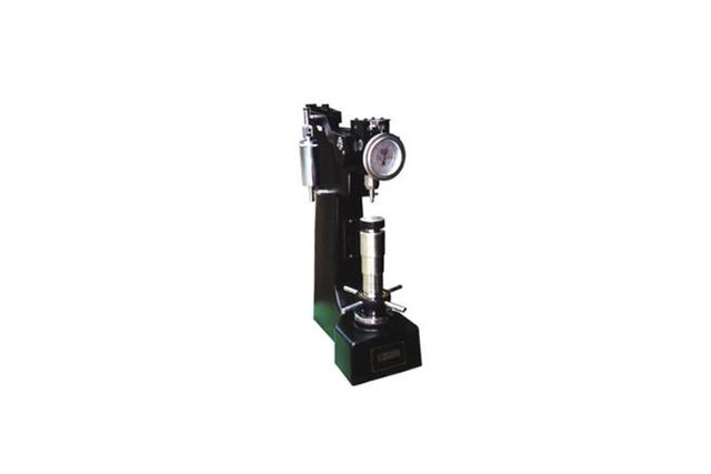 Rockwell Hardness Tester