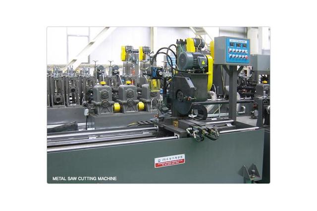 Metal Saw Cutting Machine